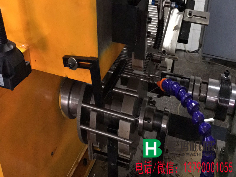 全自動攻絲機細節爆光原創拍攝圖